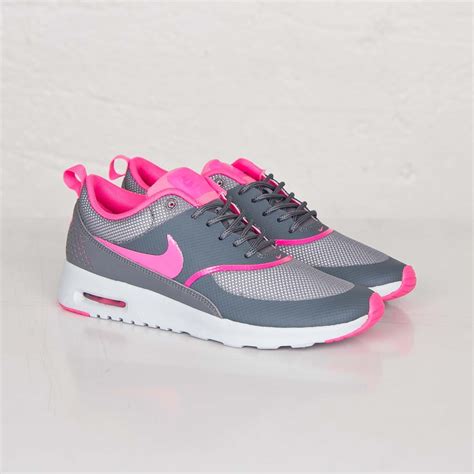 nike air max thea td zwart roze|Foot Locker.